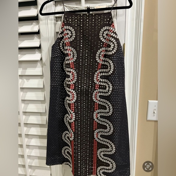 Tory Burch Spring 2015 Runway Embroidered Crepe Eyelet Dress - Picture 3 of 9